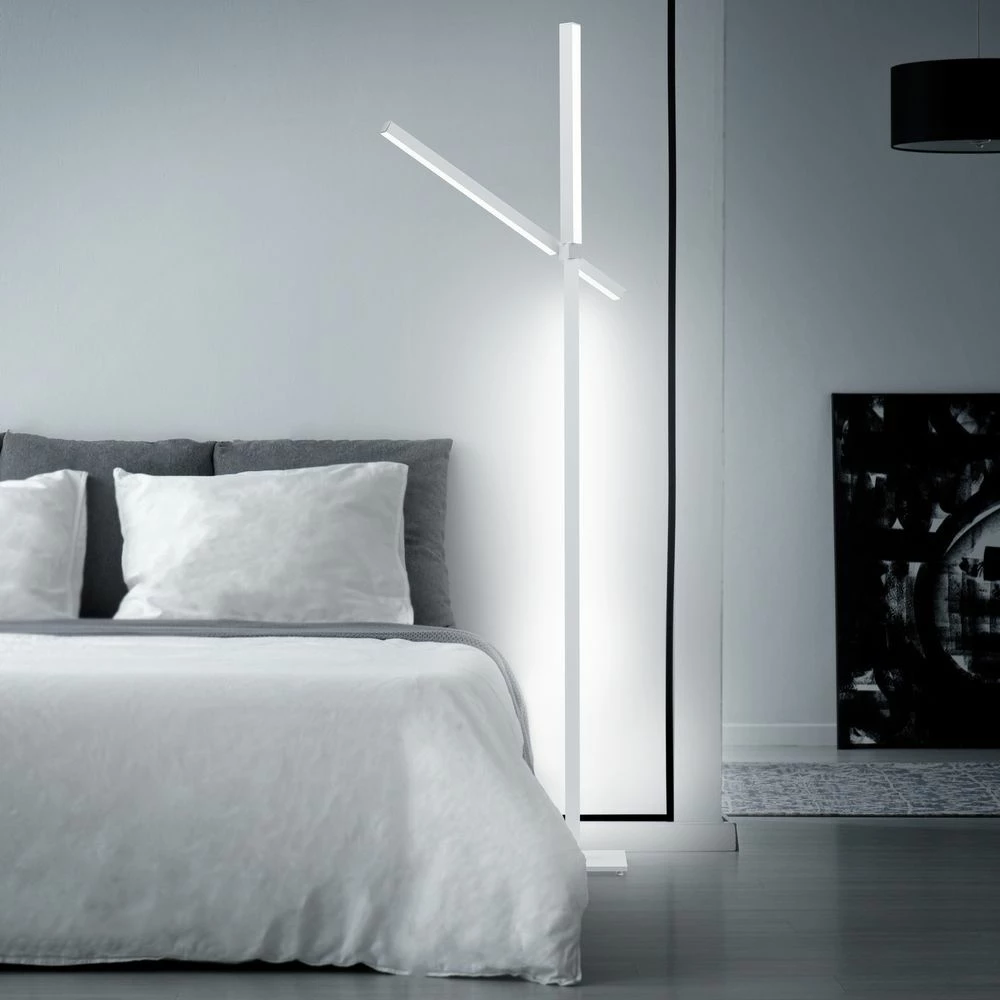 LED Stehleuchte Stay in Weiß-matt 37W 3300lm 3 LED Stehleuchte Stay in Weiß-matt 37W 3300lm