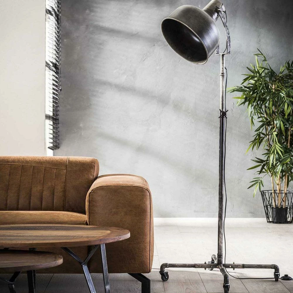 famlights | Vintage Stehleuchte Ole in Silber auf Rädern und Höhenverstellbar E27 4 famlights | Vintage Stehleuchte Ole in Silber auf Rädern und Höhenverstellbar E27 – Bild 2