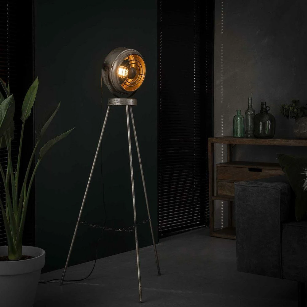 famlights | Stehleuchte Leo in Silber E27 1330mm 3 famlights | Stehleuchte Leo in Silber E27 1330mm