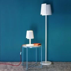 Stehleuchte Twister in Weiß E27