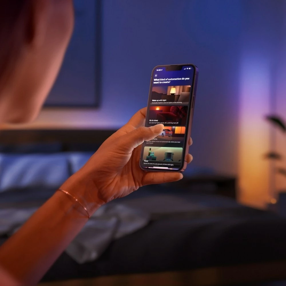 Philips Hue Bluetooth Gradient Stehleuchte Signe in Weiß und Braun 29W 2250lm 8 Philips Hue Bluetooth Gradient Stehleuchte Signe in Weiß und Braun 29W 2250lm – Bild 6